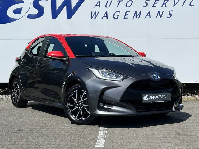 Toyota Yaris 1.5 Hybrid Tokyo Spirit | LED | Camera | Carplay