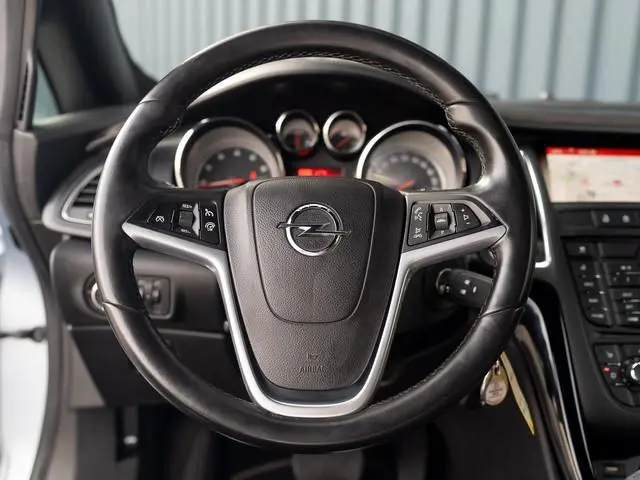 Opel Cascada