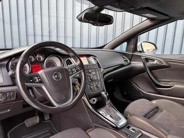 Opel Cascada