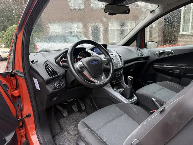 Ford B-MAX