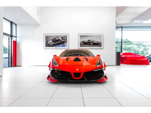 Ferrari 488