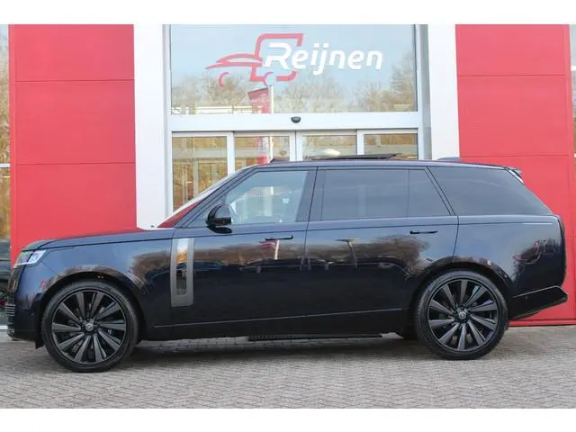 Land Rover Range Rover 4.4 V8 P530 SV LWB AWD SIGNATURE SUITE | PANORAMISCH SCHUIF/KANTEL DAK | MEES...