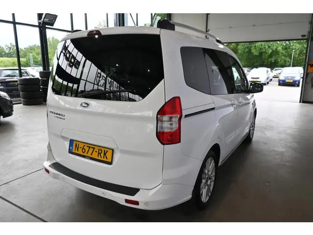 Ford Tourneo Courier
