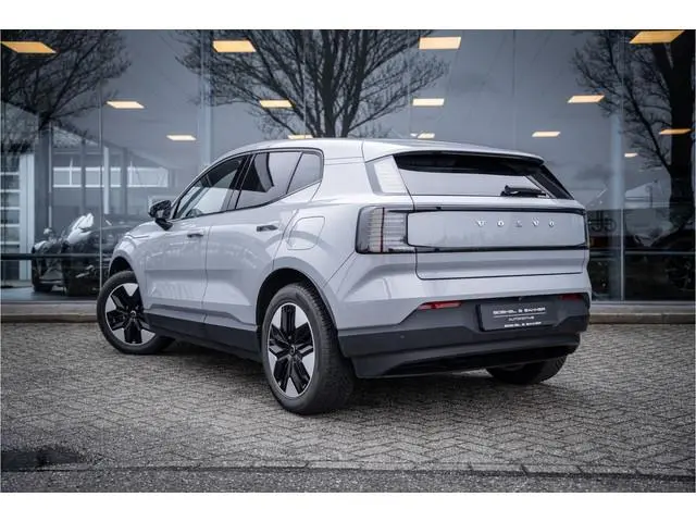 Volvo EX30 Single Motor Core 51 kWh ** Climate Pack ** Privacy Glass ** SOH 99.87% ** Rijbereik tot...