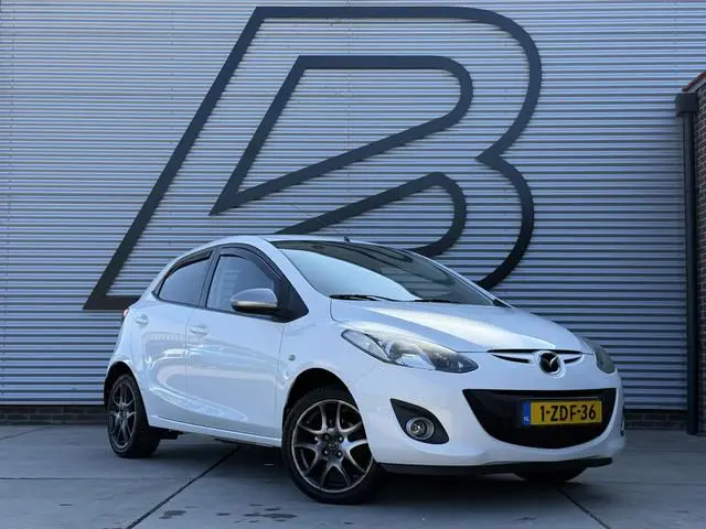 Mazda 2