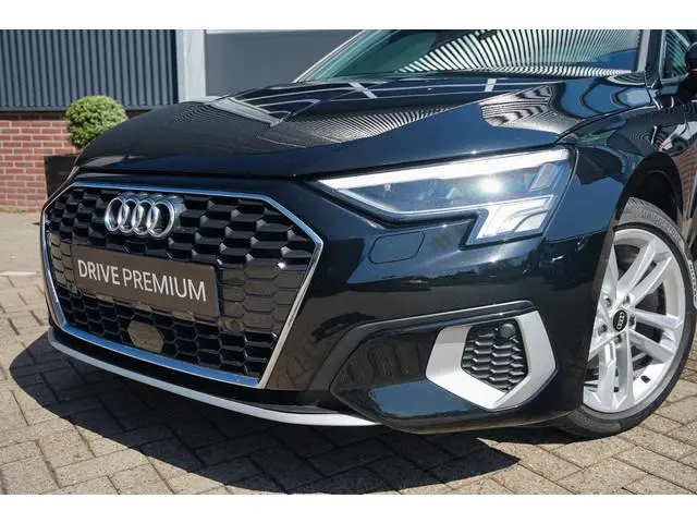 Audi A3 Limousine 30 TFSI Advanced edition