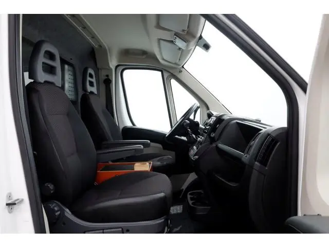 Peugeot Boxer 2.0 BlueHDI 130pk E6 L1H2 Premium Navi/Camera/Inrichting 01-2018