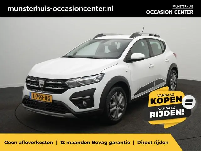 Dacia Sandero Stepway TCe 100 Bi-Fuel Essential - RIJKLAARPRIJS - LPG G3 - Trekhaak - All Seasonband...