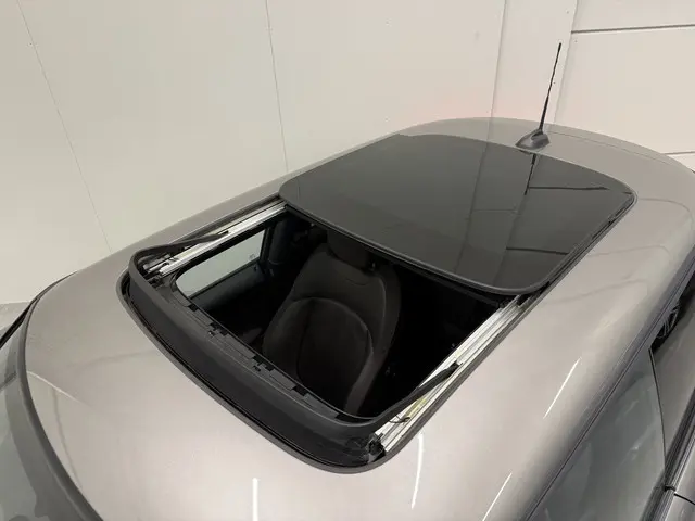 MINI Mini 1.5 Cooper Chili PANO/LED/LEER-SPORT/NAVI-BREED/SFEER/18"MET NW.CONTINENTAL/ECC/CRUISE/STO...