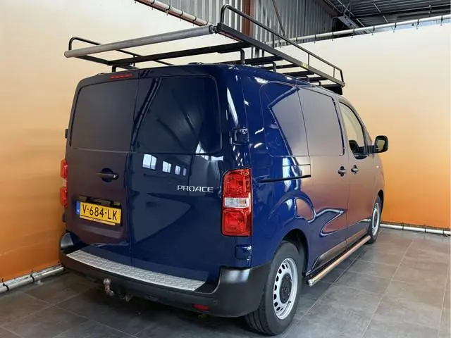 Toyota pro-ace