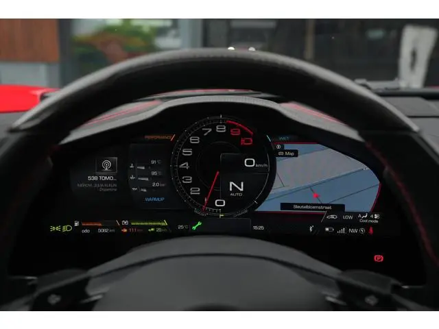 Ferrari SF90 Stradale