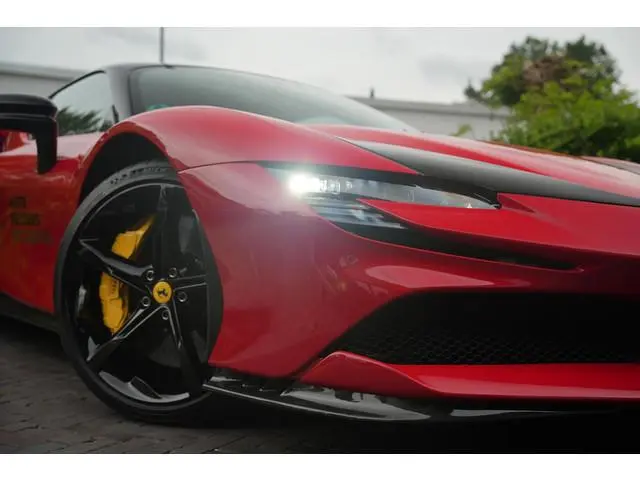 Ferrari SF90 Stradale