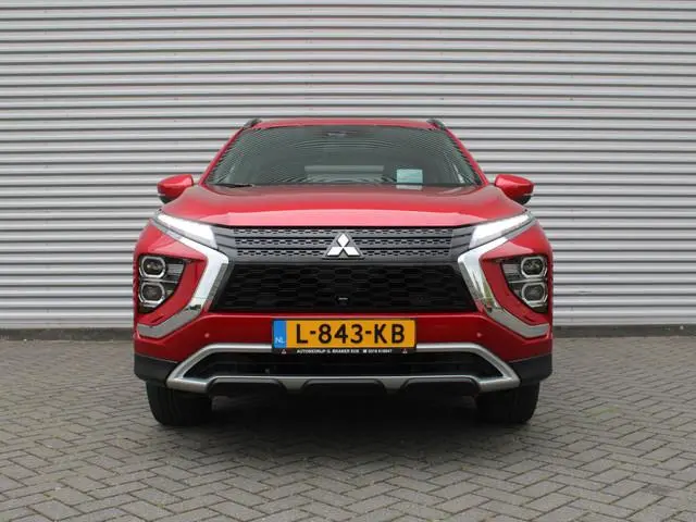 Mitsubishi Eclipse Cross 2.4 PHEV First Edition | Camera rondom | Stuur/stoelverwarming v+a | HUD |...