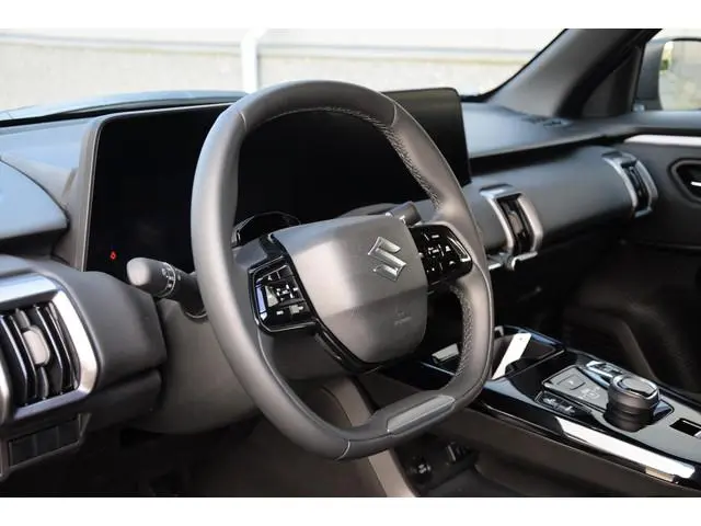 Suzuki e Vitara