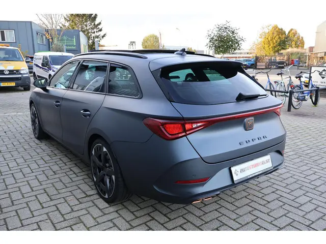 CUPRA Leon Sportstourer 1.4 e-Hybrid VZ Copper Edition 1e Eigenaar | Dealer Onderh | BTW | Pano | Wi...