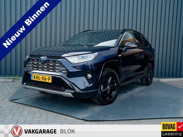 Toyota RAV4 2.5 Hybrid AWD Bi-Tone | Trekhaak afnb. | Elk. A-klep | Stuur & Stoel verw. | Prijs Rijk...