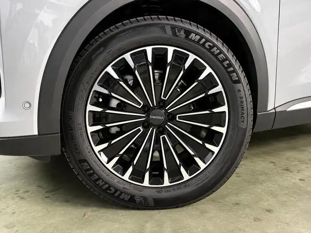 Omoda 9 1.5T-GDi SHS-P Premium 5p