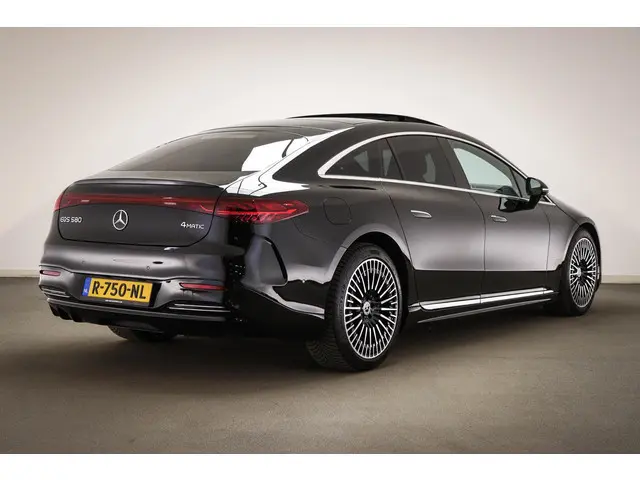 Mercedes-Benz EQS 580 4MATIC AMG Line 108 kWh | SOH 98% | PANORAMADAK | STUURVERWARMING | STOELVENTI...