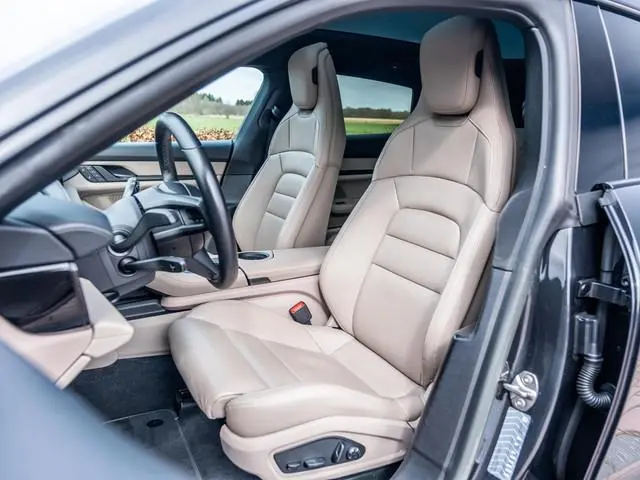 Porsche Taycan Sport Turismo 93 kWh | Innodrive | Achterasbesturing | Bose Surround Premium S