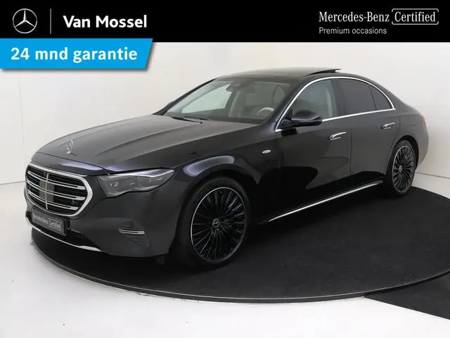 Mercedes-Benz E-klasse 400 e 4MATIC Exclusive Line / Panoramadak/ AIRMATIC/ Achterasbesturing/ Burme...