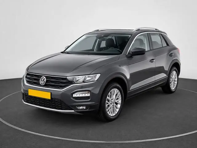 Volkswagen T-Roc 1.0 TSI Style Business- Stoelverwarming, Acc Cruise, Trekhaak, Led, Privacy Glass