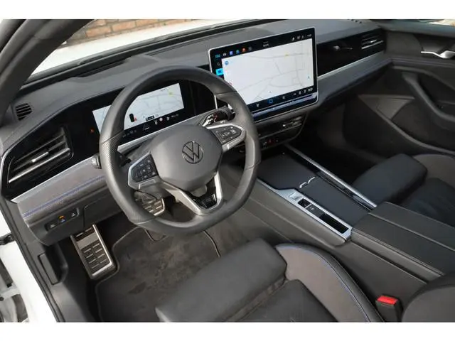 Volkswagen Passat Variant 1.5 eHybrid PHEV 272pk R-Line Edition Trekhaak, 360° Cam