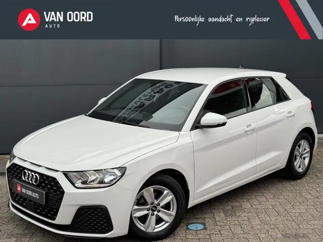 Audi A1 Sportback TFSI Pro Line / Geen import / 100 % Onderhoud