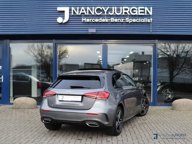 Mercedes-Benz A-klasse 250 e AMG Limited | Navi | Pano | MBUX High End | LED | 18’’ AMG | Camera + P...