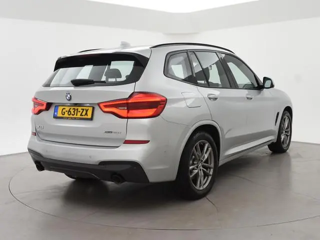 BMW X3 xDrive20i 184 PK M-SPORT H.E. EDITION + HEAD-UP | SFEERVERL. | CARPLAY | LEDER | CAMERA | 19...