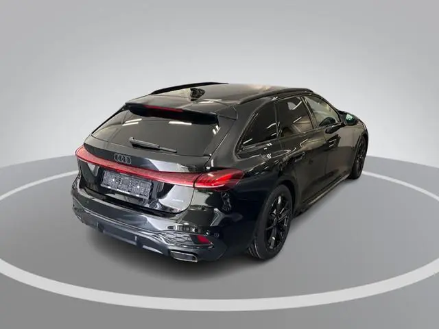 Audi A5 Avant 2.0 367pk S-tronic e-hybrid Quattro S edition · 360 Camera · Head-Up · B&O Audio · Ele...