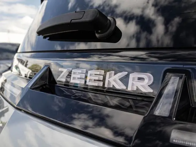 Zeekr X