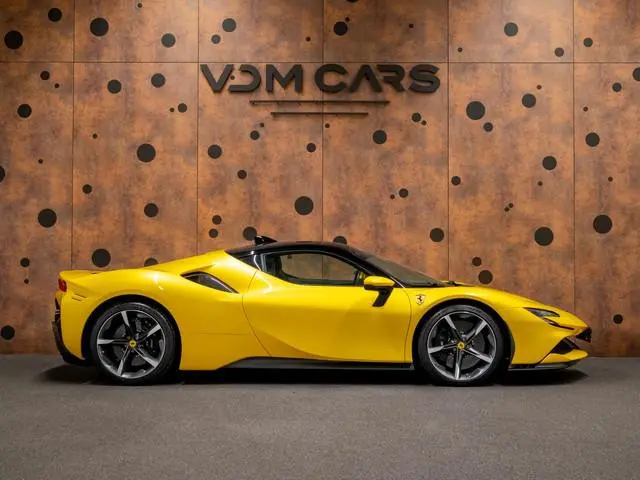 Ferrari SF90 Stradale