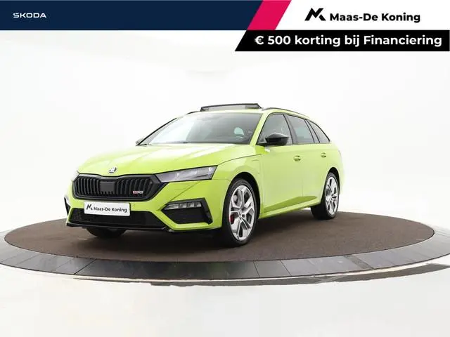 Skoda Octavia 1.4 TSI 245pk DSG RS iV PHEV · Panoramadak · Camera · Elek. Voorstoelen · Head-Up · St...