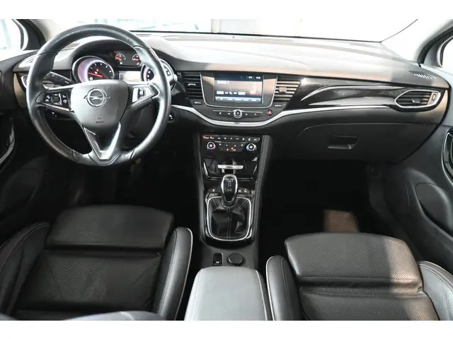 Opel Astra 1.0 Innovation Clima Carplay LED Stuur/Stoelverwarming Goed Onderhouden! Inruil Mogelijk!