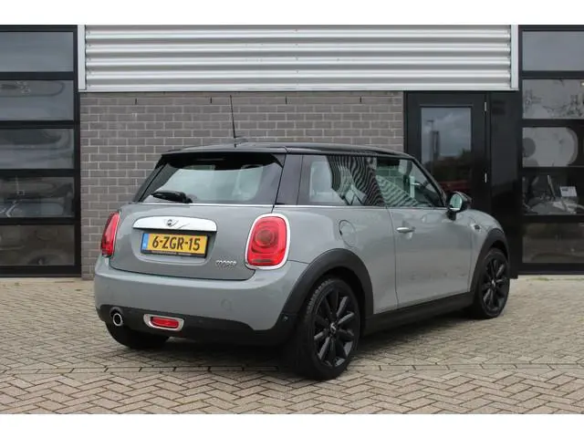 MINI Cooper 1.5 Cooper Pepper / Navigatie / Stoelverwarming / N.A.P.