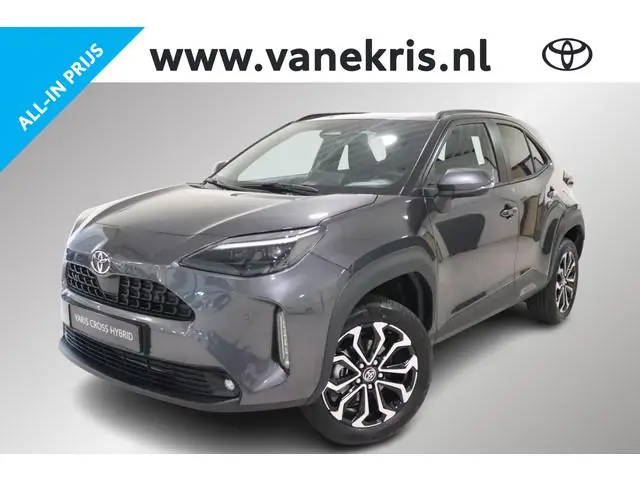 Toyota Yaris Cross 1.5 Hybrid 115 Dynamic, Comfort Pack, Nieuw en direct leverbaar met €2.500 inruil...