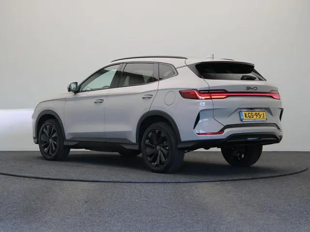 BYD SEAL U