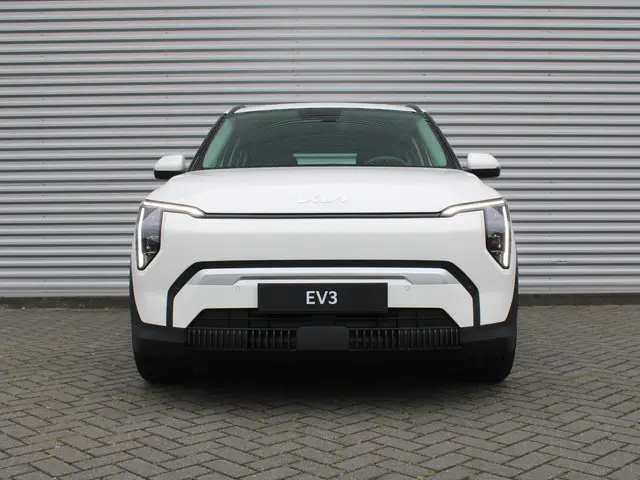 Kia EV3 Plus Advanced 81.4 kWh | Nieuw | Direct leverbaar | Actieradius tot 563 km (WLTP) | 18% bijt...
