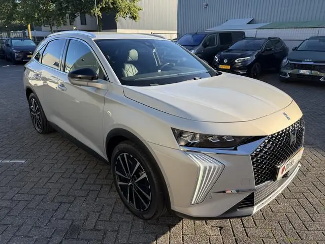 DS DS 7