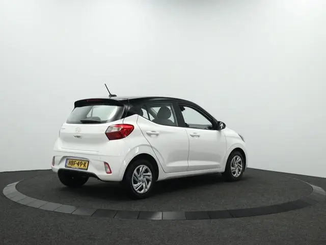 Hyundai i10 1.0 Premium | Navigatie | Camera | Climate control