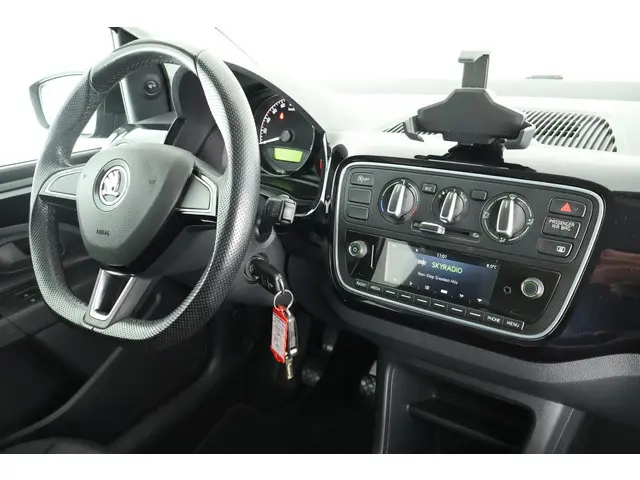 Skoda Citigo 1.0 60pk Greentech Ambition Cruise Control Airco Lederen Stuur
