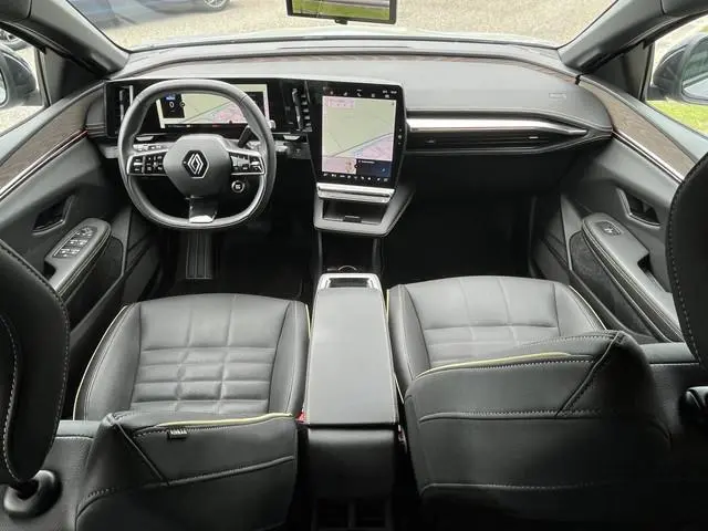 Renault Megane E-Tech EV60 Optimum Charge Iconic / 220PK /SOH 96%/ /Leder, Harmon Kardon