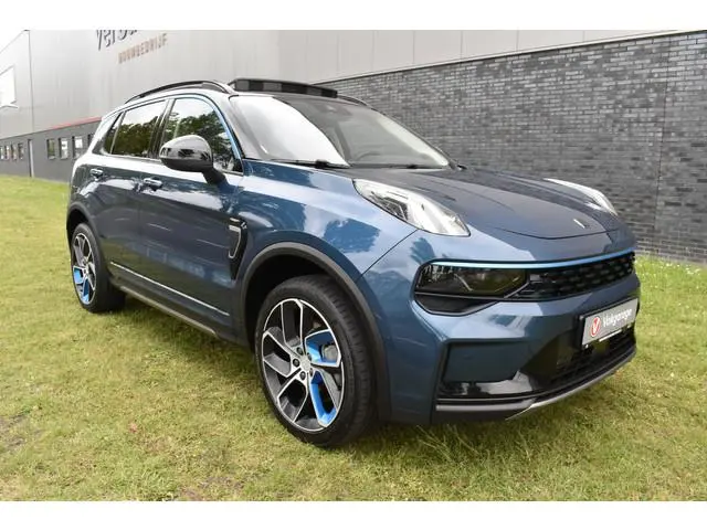 Lynk & Co 01