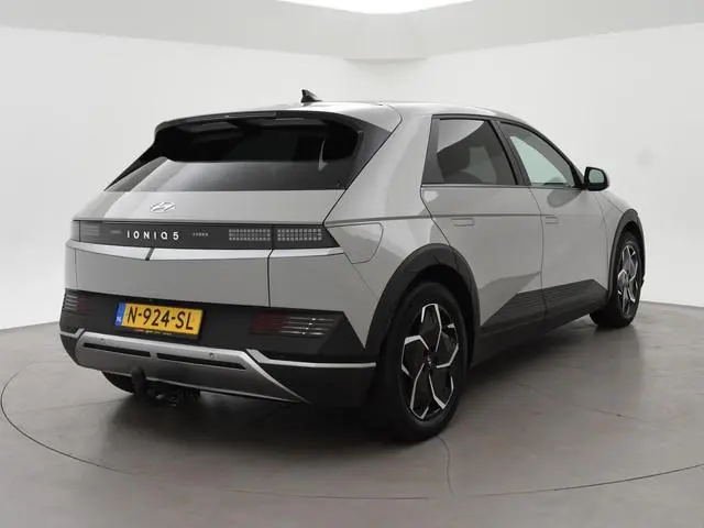 Hyundai IONIQ 5 STYLE 73kWh + TREKHAAK | 19 INCH | SOH 96% | CAMERA | APPLE CARPLAY | ADAPTIVE CRUIS...