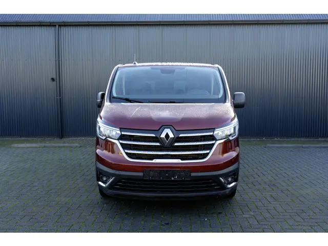 Renault Trafic Renault Trafic Blue dCi 150PK | L2H1 | 9-Zits | IN BTW/BPM | LED | Camera | Navi | Zi...