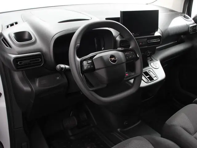 Opel Combo 1.5 BlueHDi 130 S&S L2 Apple Carplay/ Android Auto Navigatie Trekhaak Airco Camera Cruise...