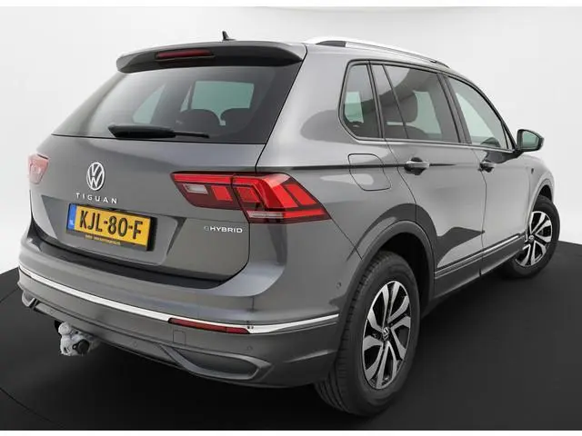 Volkswagen Tiguan TSI 245PK HYBRIDE DSG LIFE TREKHAAK/NAVI/VIRTUAL/SFEERVERL.