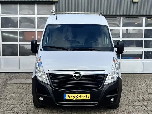 Opel Movano