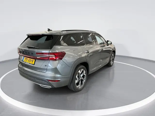 Skoda Kodiaq 1.5 TSI 204pk DSG PHEV Sportline Business · Wegklapbare Trekhaak · Camera · Elek. Bestu...