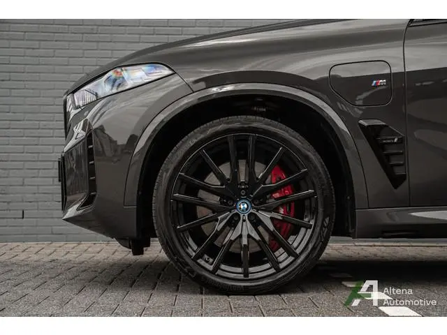 BMW X5 xDrive50e Launch Edition M-sport, BTW, comfortstoelen, Skylounche, Bowers&Wilkins, softclose